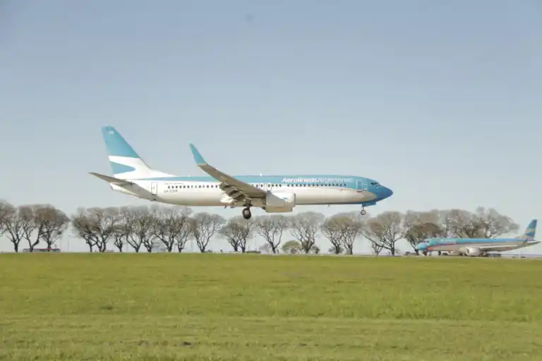 La Argentina ofreció dos vuelos desde Malvinas para las fiestas, pero Gran Bretaña no aceptó la propuesta