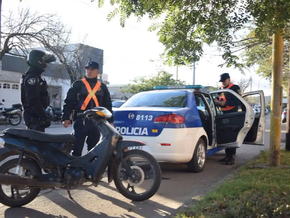 Más de 20 motocicletas retenidas en control de tránsito