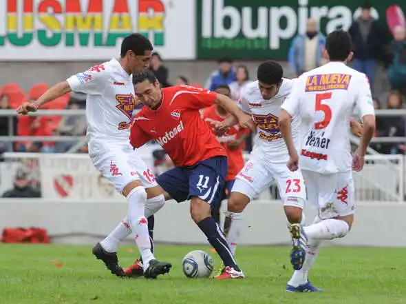Independiente-Huracán: Por seguridad, adelantan el partido una hora