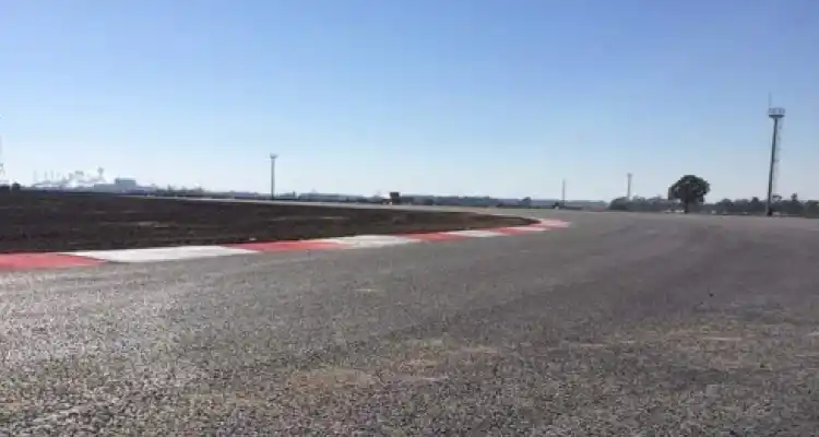 Se inaugura en San Nicolás el autódromo que soñaban construir en San Pedro
