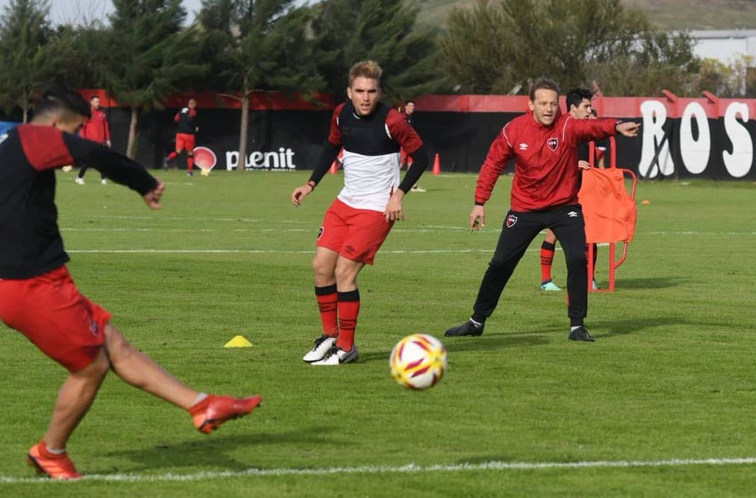 Duscher confirmó equipo para visitar a Sportivo Las Parejas