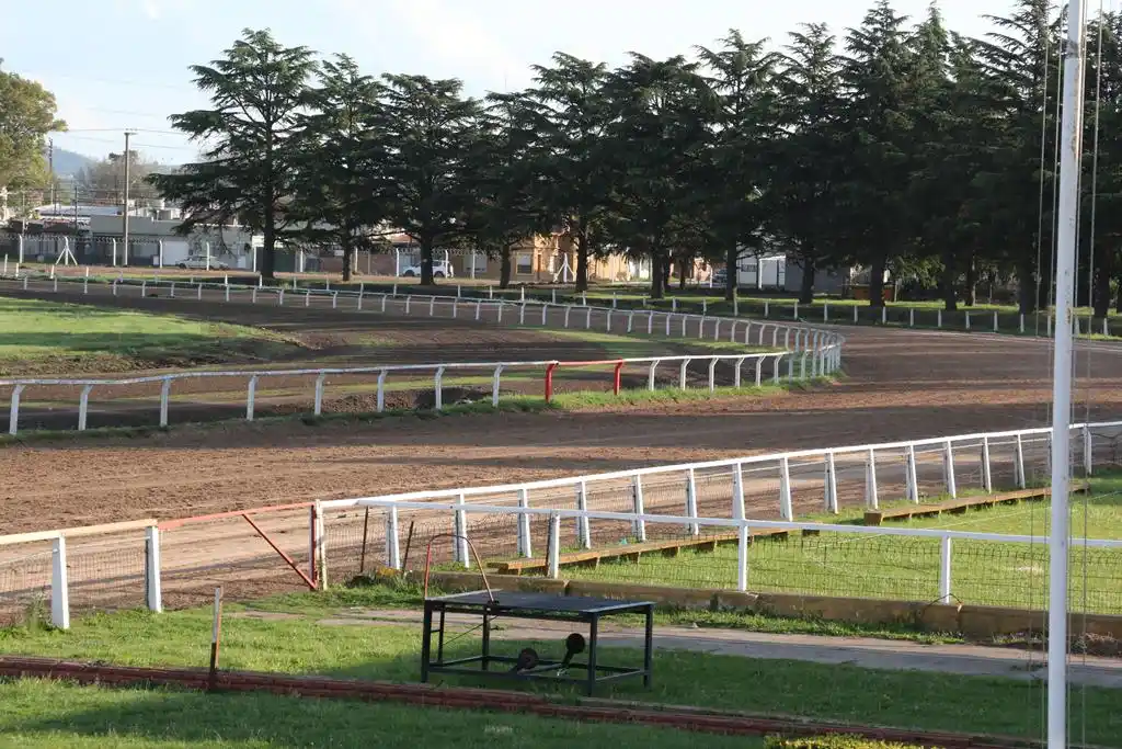 Preocupación por el futuro del Hipódromo: estiman que son 50 las familias involucradas