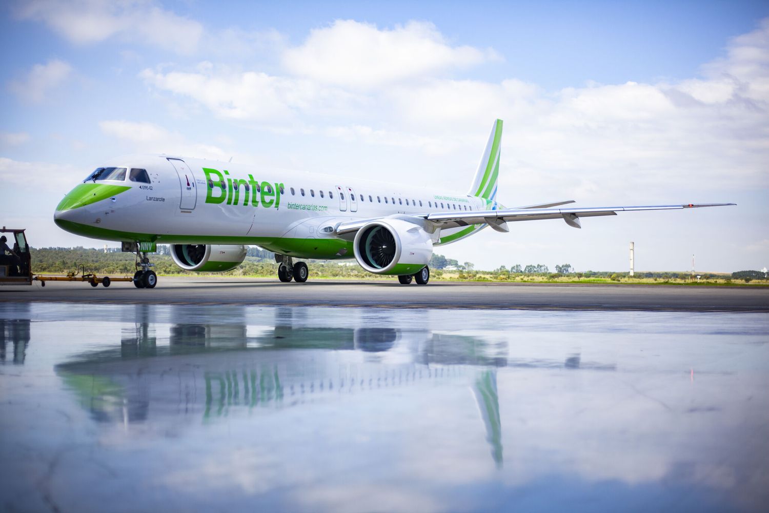 Binter confirma pedido por cinco Embraer E195-E2