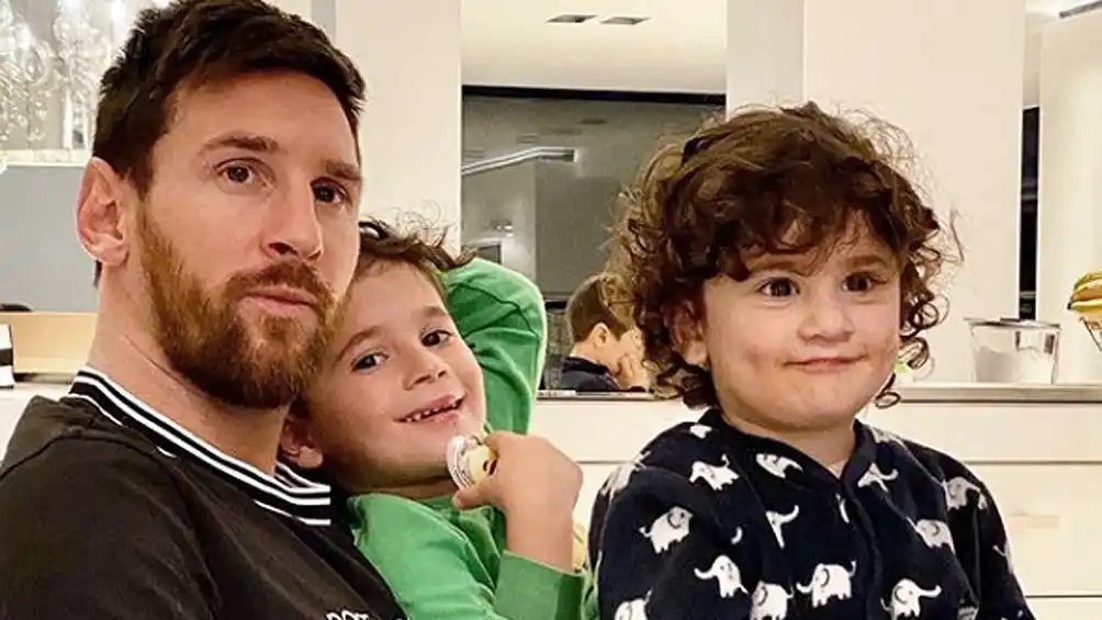 Messi entrenó con un compañero de lujo y con Newell’s cerca