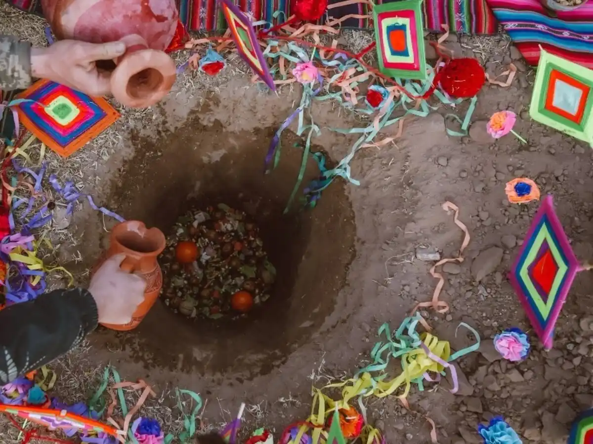 el objetivo de generar un espacio de diálogo e intercambio sobre la Ceremonia de la Pachamama. Imagen ilustrativa.