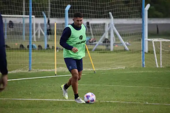 Atlético de Rafaela entrena y viaja al sur del país