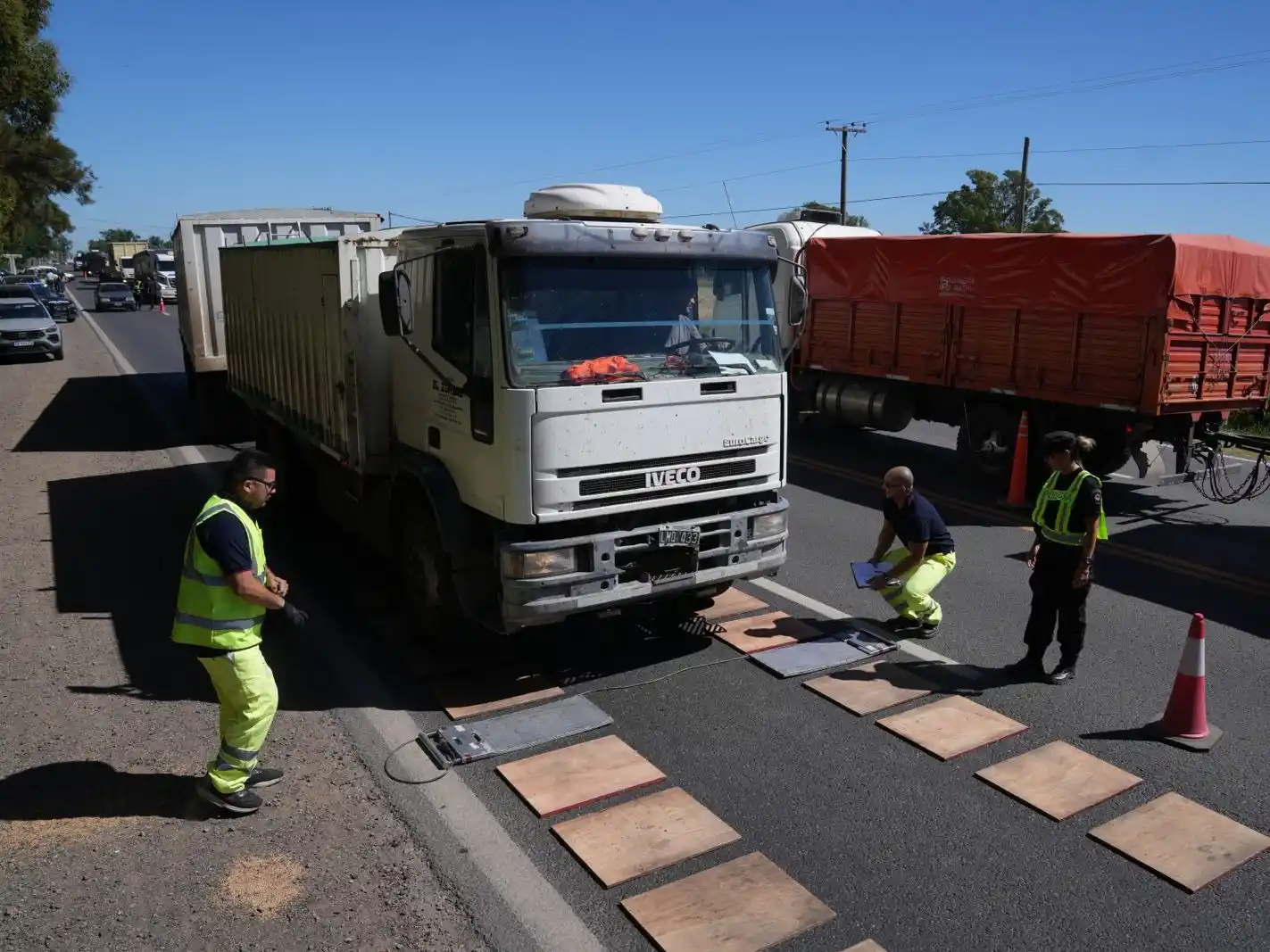 Operativo en la Ruta 21 en Pueblo Esther.