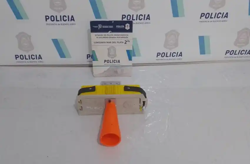 Lo detienen tras robarse la baliza del cono en operativo de control