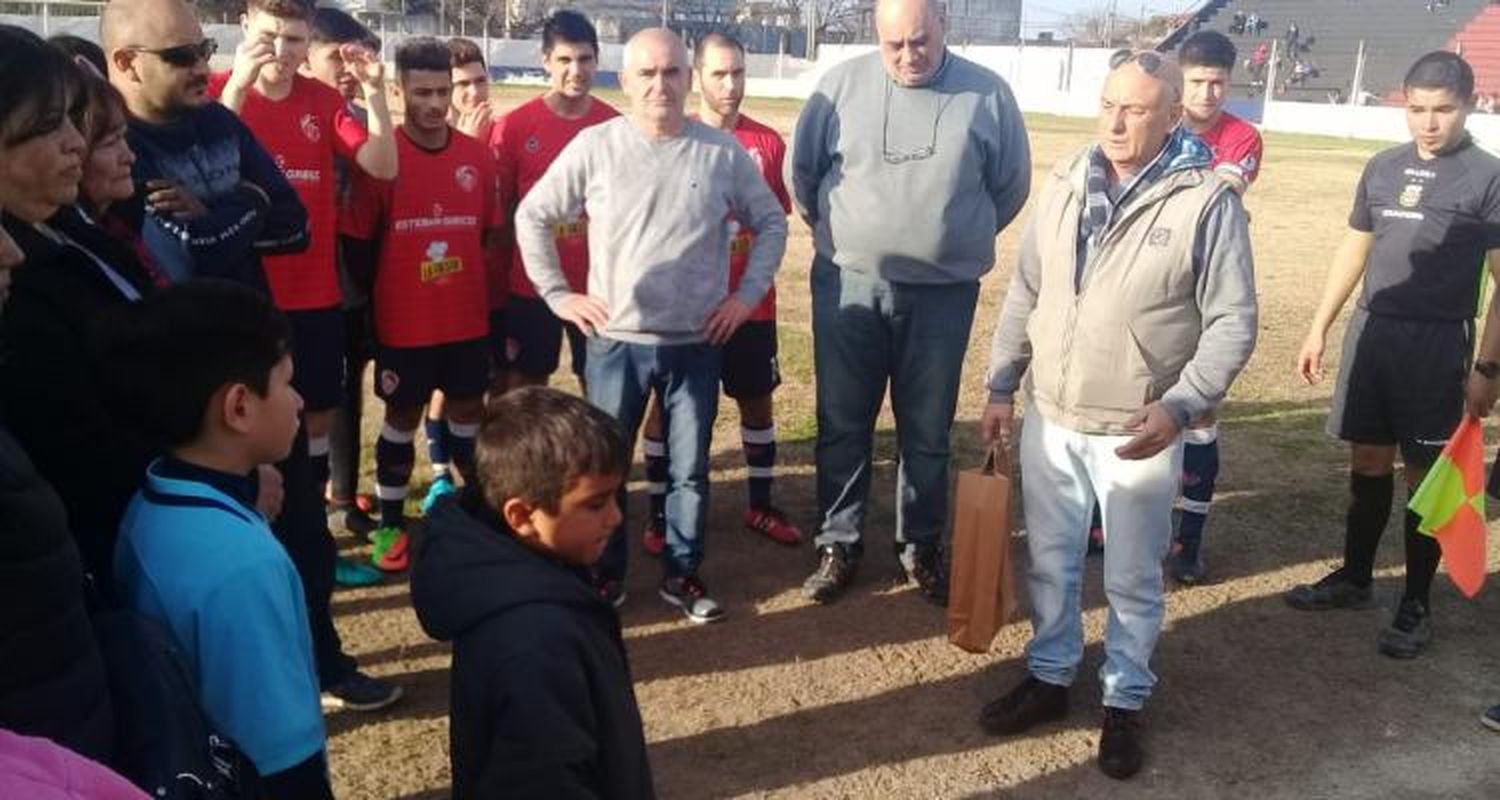 El Clausura comenzó con goleadas