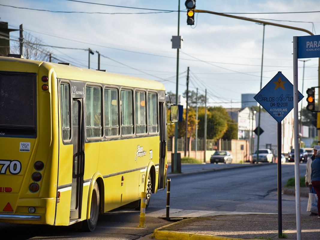 Transportistas de la ciudad alertan que Gualeguaychú podría quedarse sin colectivos “en un mes”