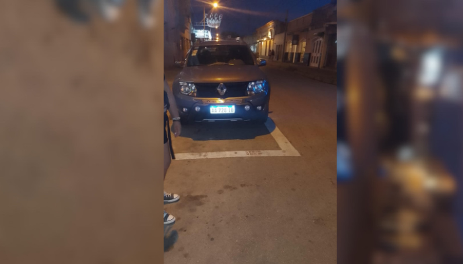 Estacionan donde quieren