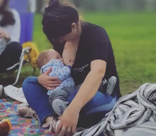 Mi bebé tiene Covid: "La teta era su seguridad, contención y caricia de calma"