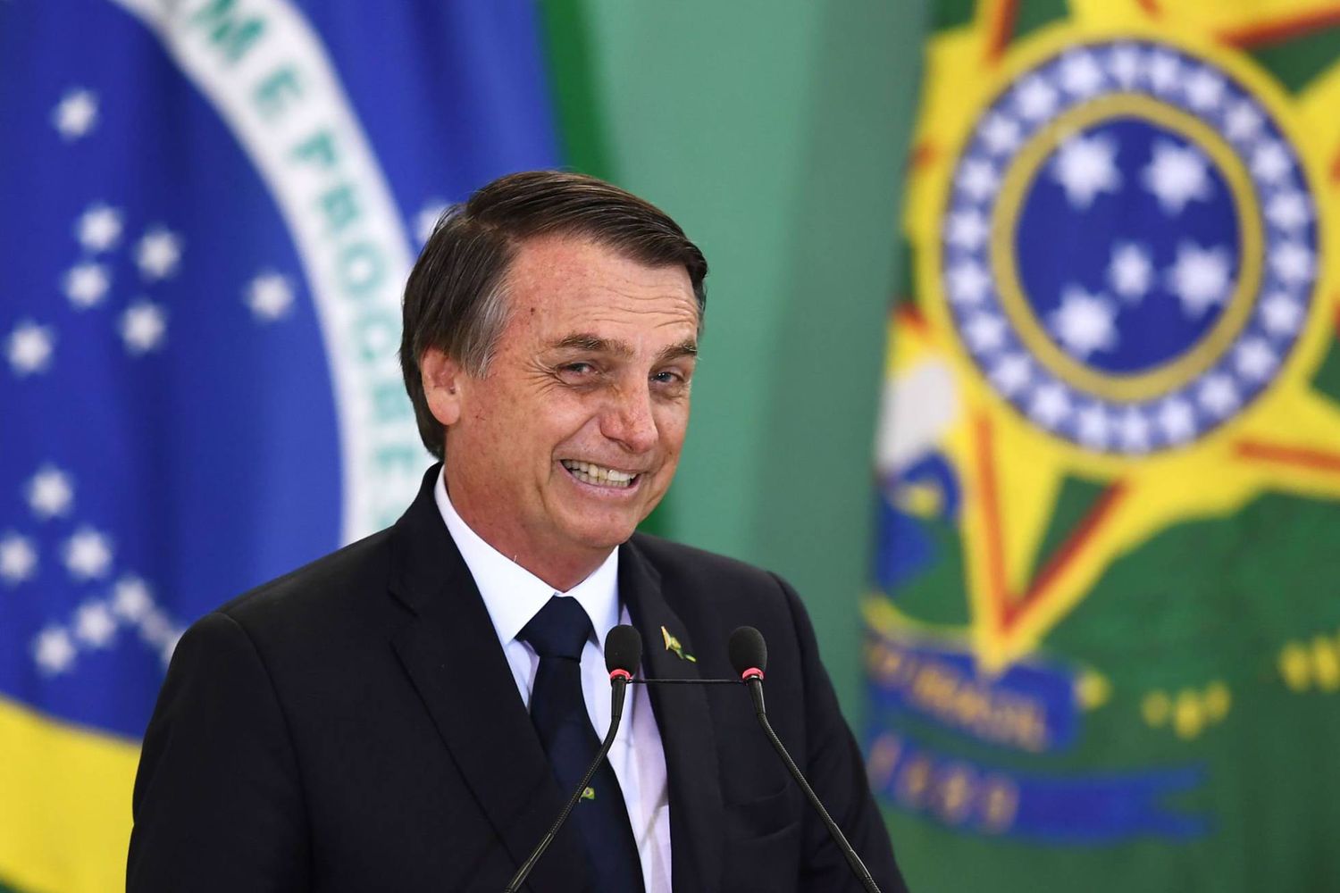 Bolsonaro dijo que recibirá con honores a Alberto Fernández