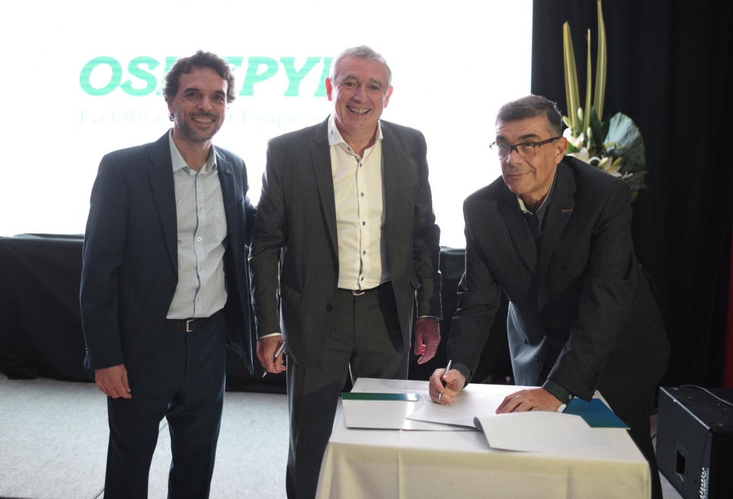 El Centro de Defensa Comercial e Industrial presentó la obra social de la institución