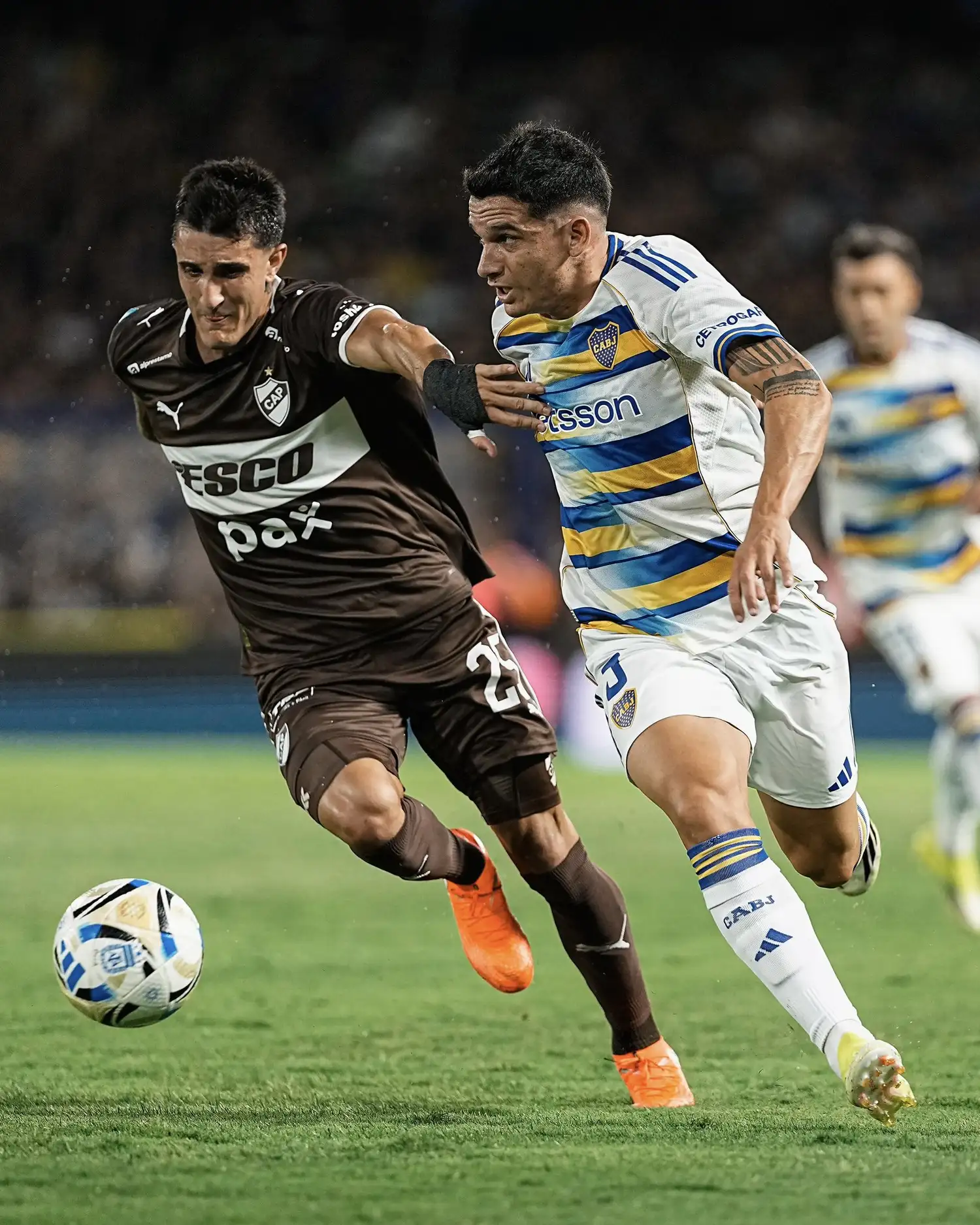Boca estuvo lejos de quebrar el cero ante su gente.
