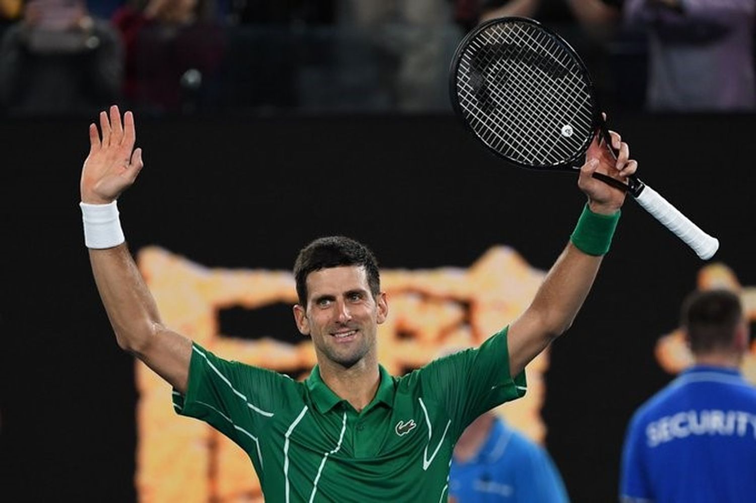 Djokovic avanzó a la final en Australia tras vencer a Federer