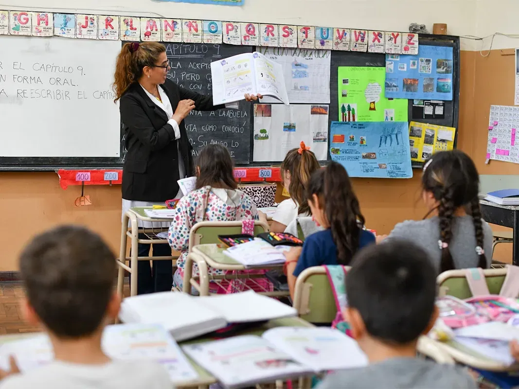 Septiembre sin feriados: qué pasa con el Día del Maestro y el Día del Estudiante