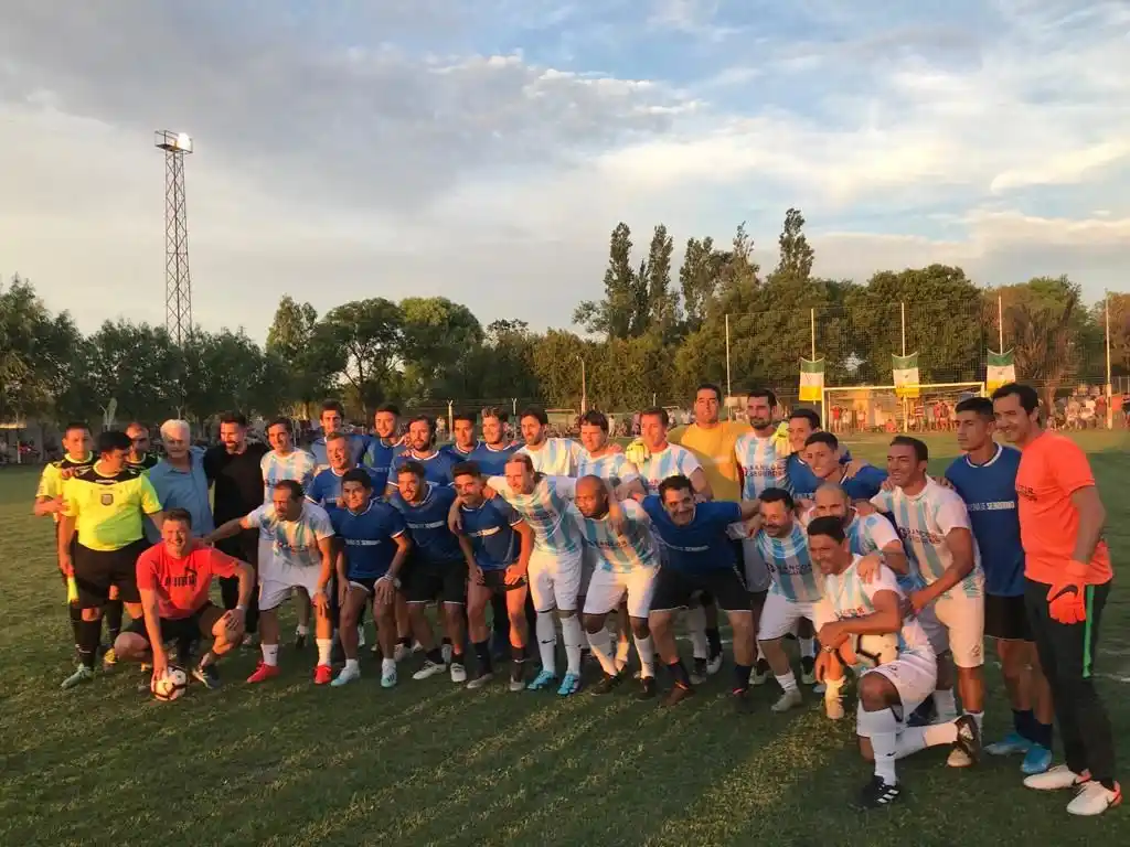 Emotiva despedida futbolística del “Polaco” Bastía