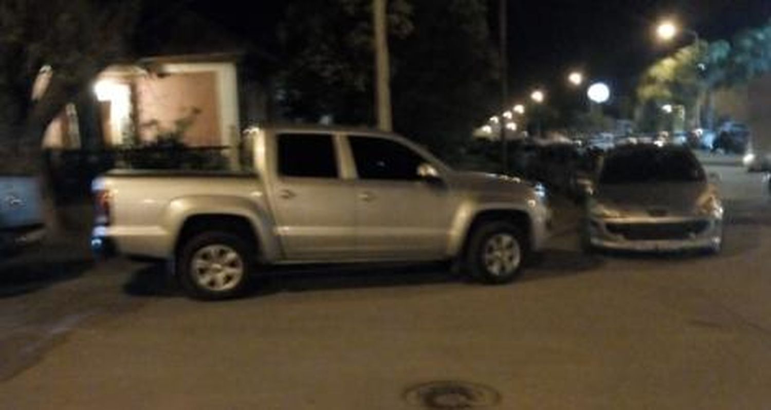 Autos mal estacionados y “ley pareja”