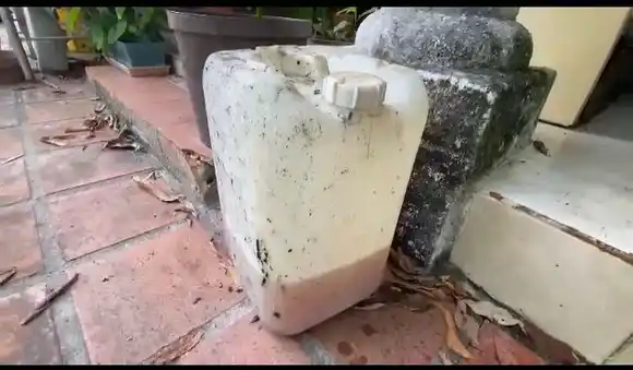 ¡INVESTIGAN EXTRAÑAS CIRCUNSTANCIAS! Un muerto tras incendio de vivienda en Vargas