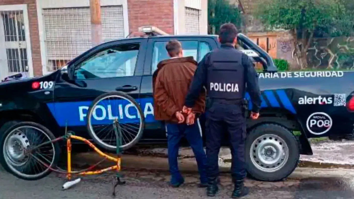 El sujeto fue divisado por el Centro de Monitoreo Zonal del Paseo de la Estación.