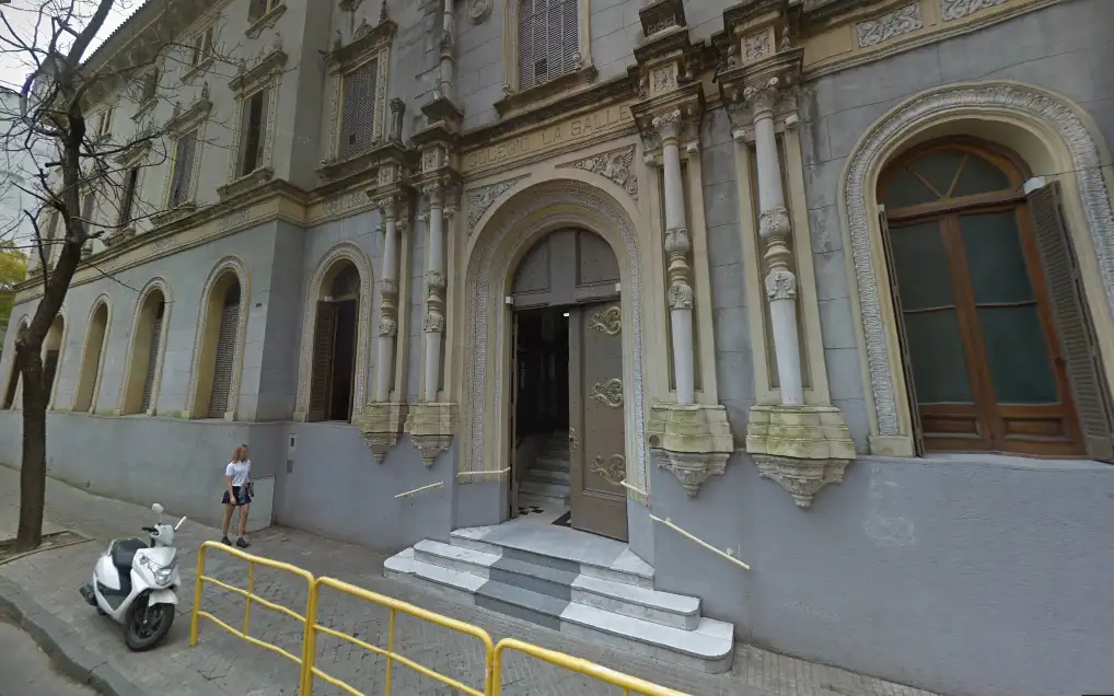 Denuncian por acoso a un profesor de religión de un tradicional colegio rosarino