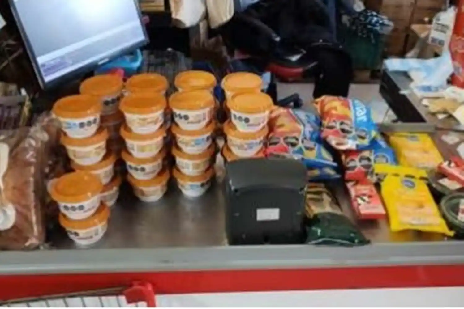 Decomisan alimentos vencidos en comercios de Villaguay y San Salvador