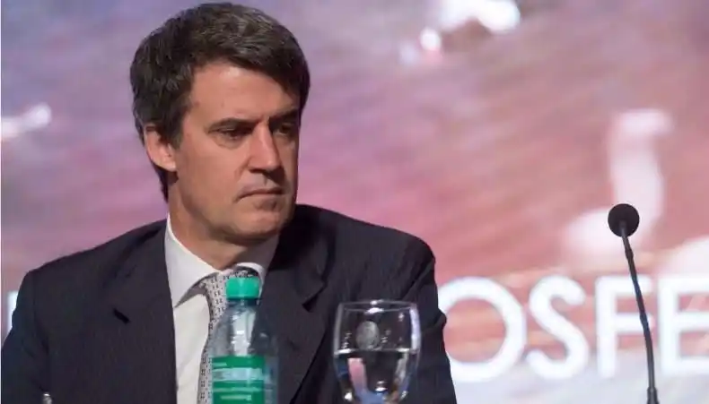 Prat Gay: "¿Por qué no nos arremangamos y hablamos de lo que queremos que pase?"