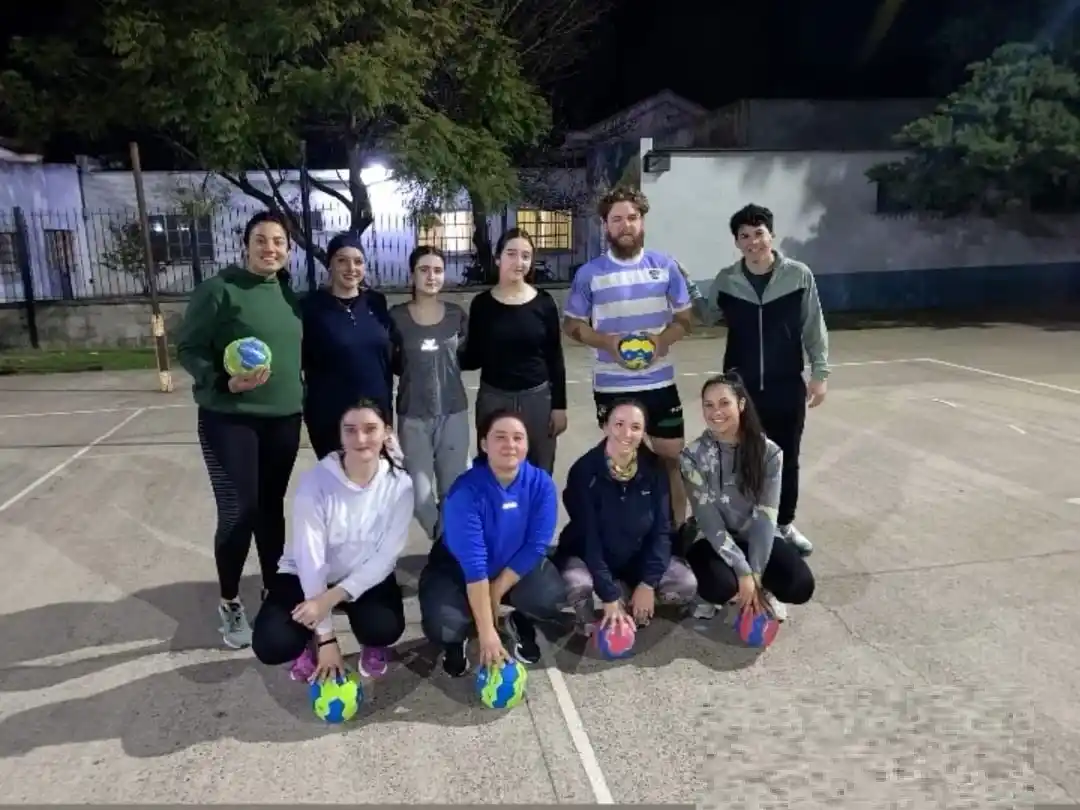Handball Crespo: una nueva propuesta deportiva que amplía la oferta en la ciudad