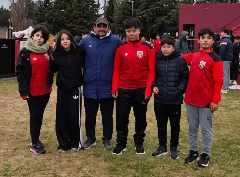 Atletas crespenses se destacaron en el Campeonato Nacional U14 disputado en Tandil