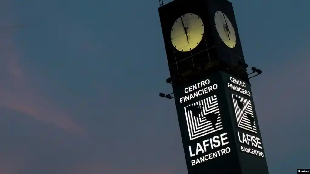 Fitch ve avances en la situación fiscal de Nicaragua, mantiene calificación deuda en 'B-'