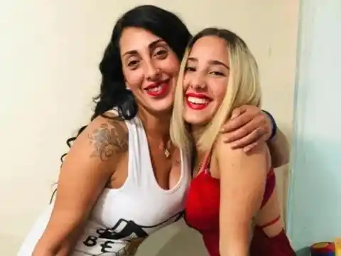 Laura y Lara Fernández.