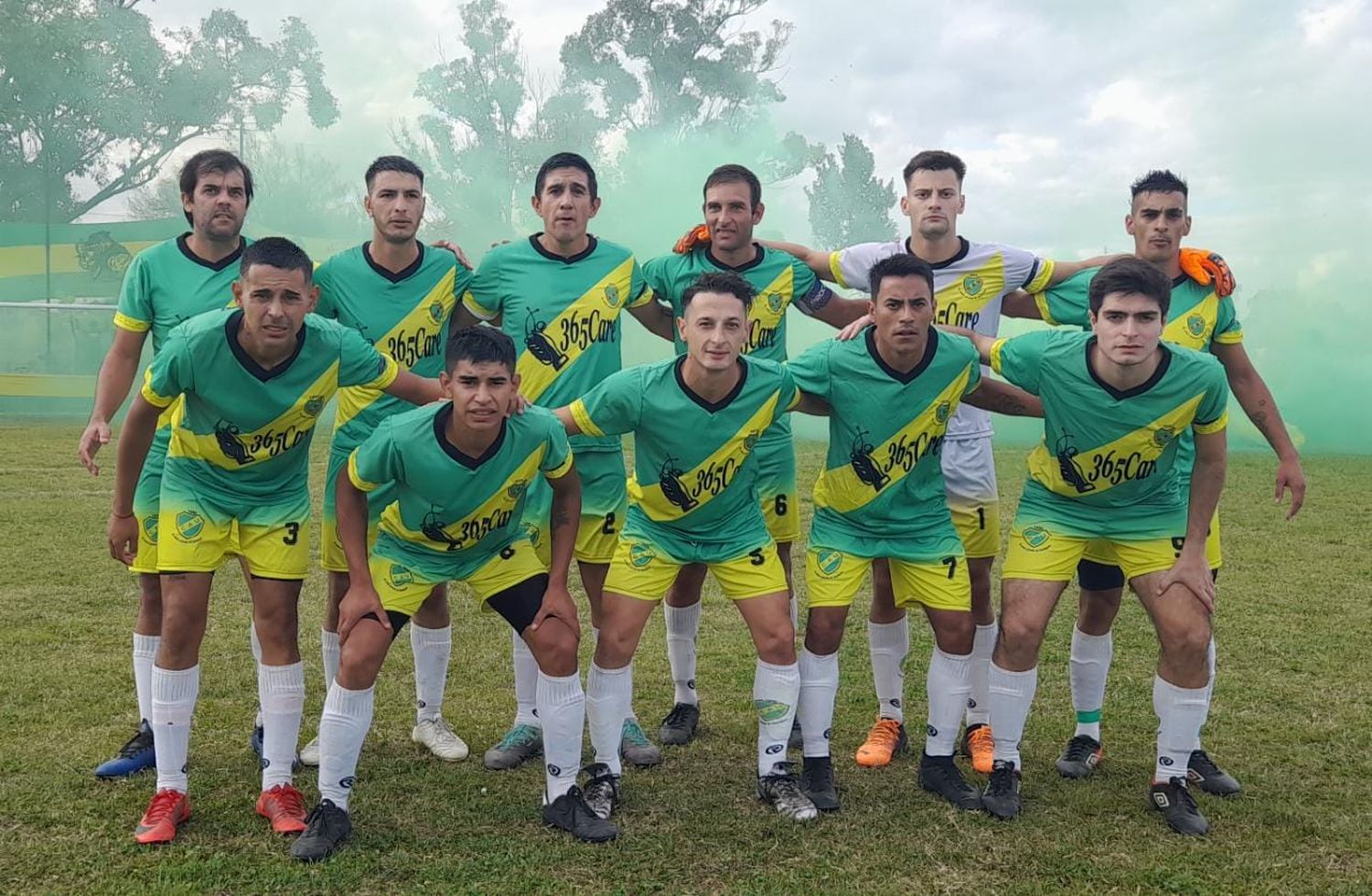 El técnico Carlos Gómez Vuoto ha podido presentar en las últimas fechas practicamente una misma formación y eso determinó que el equipo funcione mejor colectivamente. La final para el auriverde está a la vuelta del esquina, pero......