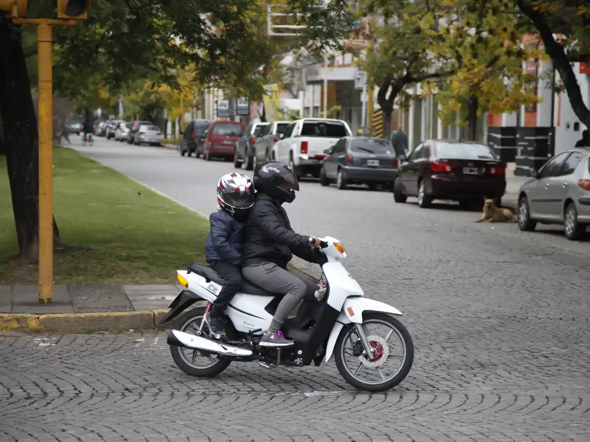 El no uso del casco sigue siendo el principal problema del tránsito y se analizarían mayores penas