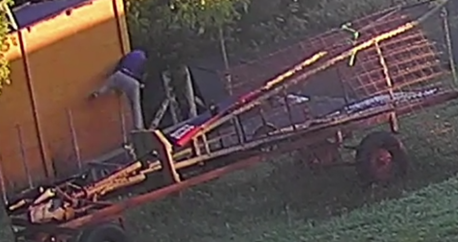 Fue descubierto cuando intentaba ingresar a una casa