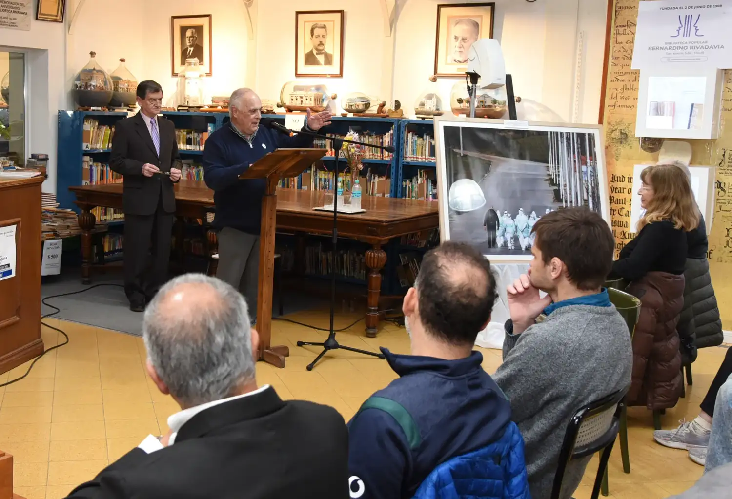 Biblioteca Rivadavia,aniversario - 13