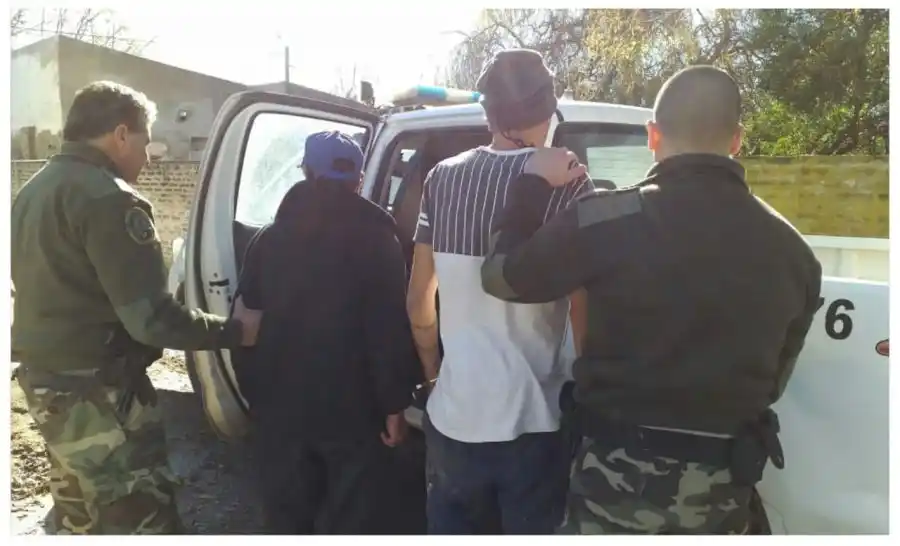 Apresados por abigeato en un campo de Lobería