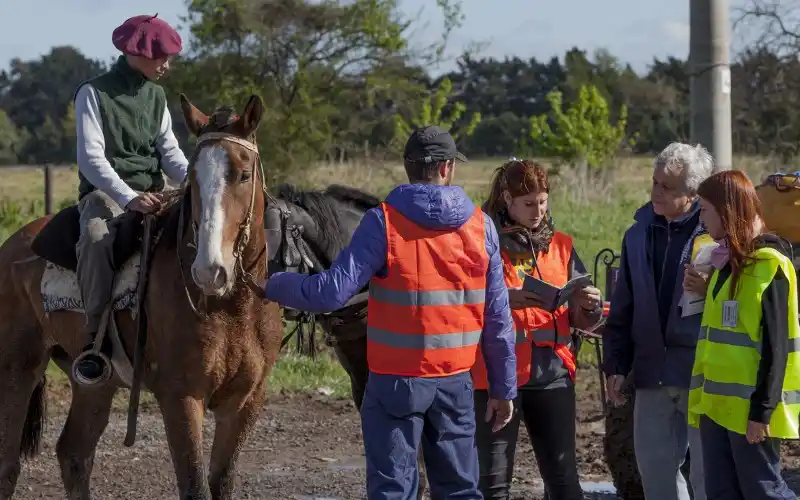 Histórico: Suspenden la peregrinación de Luján y prohíben la tracción a sangre