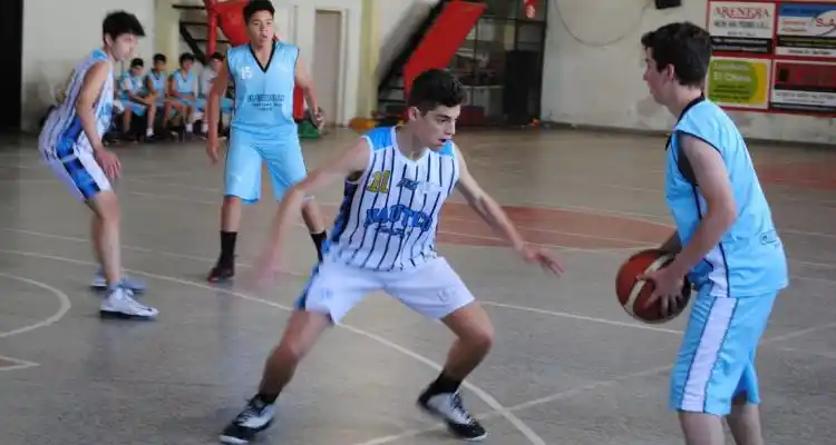 Partidos por la Asociación, Liga local y Primera
