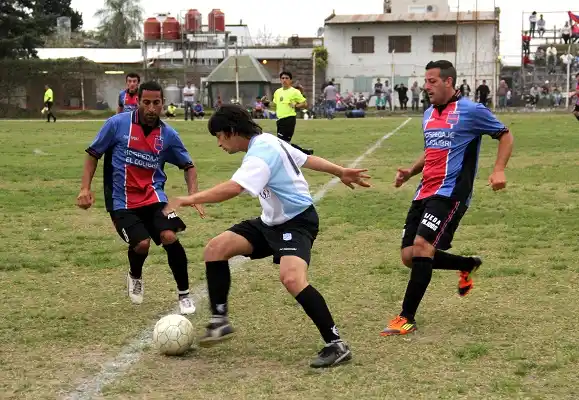 Aburrido 0 a 0 entre Defensores y Sud América 