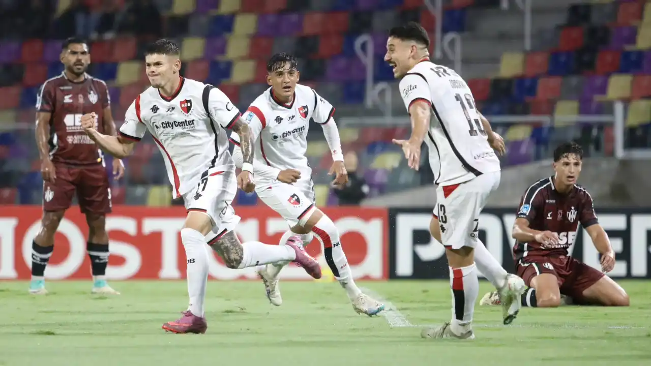 Newell's reaccionó, le ganó 3-1 a Central Córdoba y se llevó tres puntos de oro