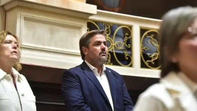 Balbín: "Eliminar la zona fría es una medida inviable e impopular que golpea a casi 100 distritos bonaerenses"