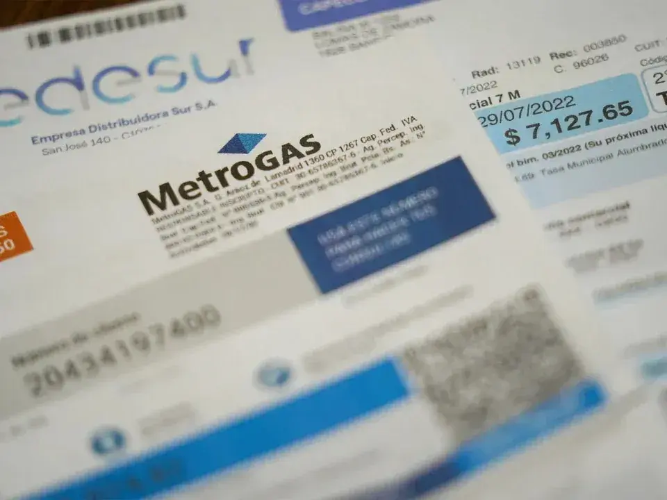 Las tarifas de electricidad aumentan 3,57% y las de gas 2,17% desde mañana domingo