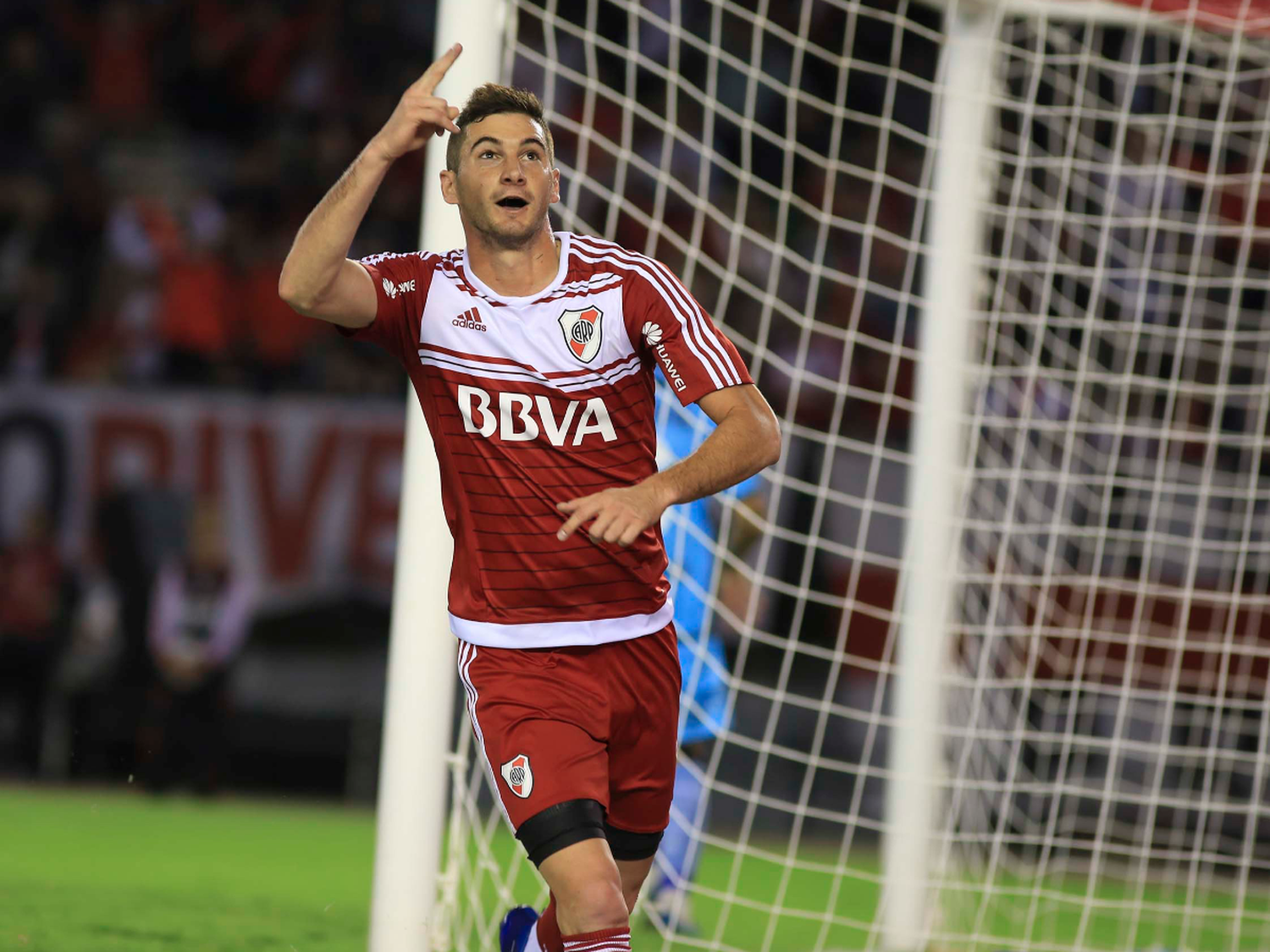 Alario, con un pie afuera de River