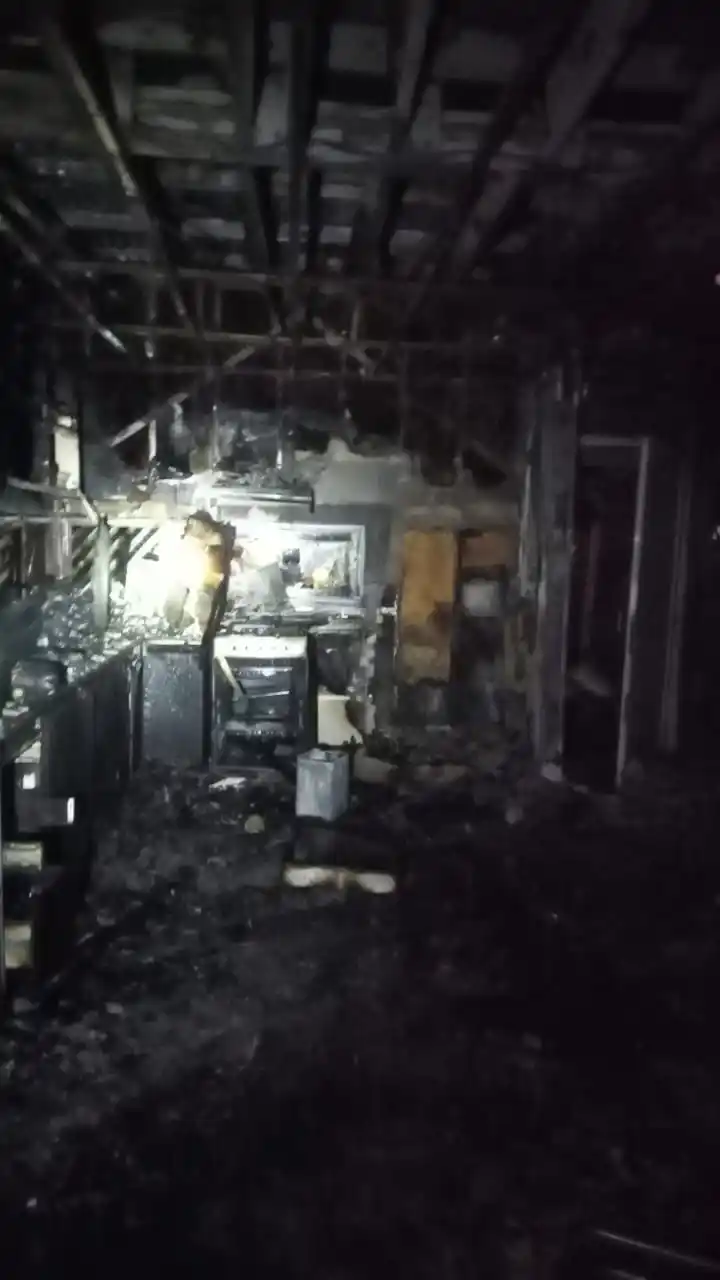 Bomberos socorrieron un incendio en Estancia Paraíso