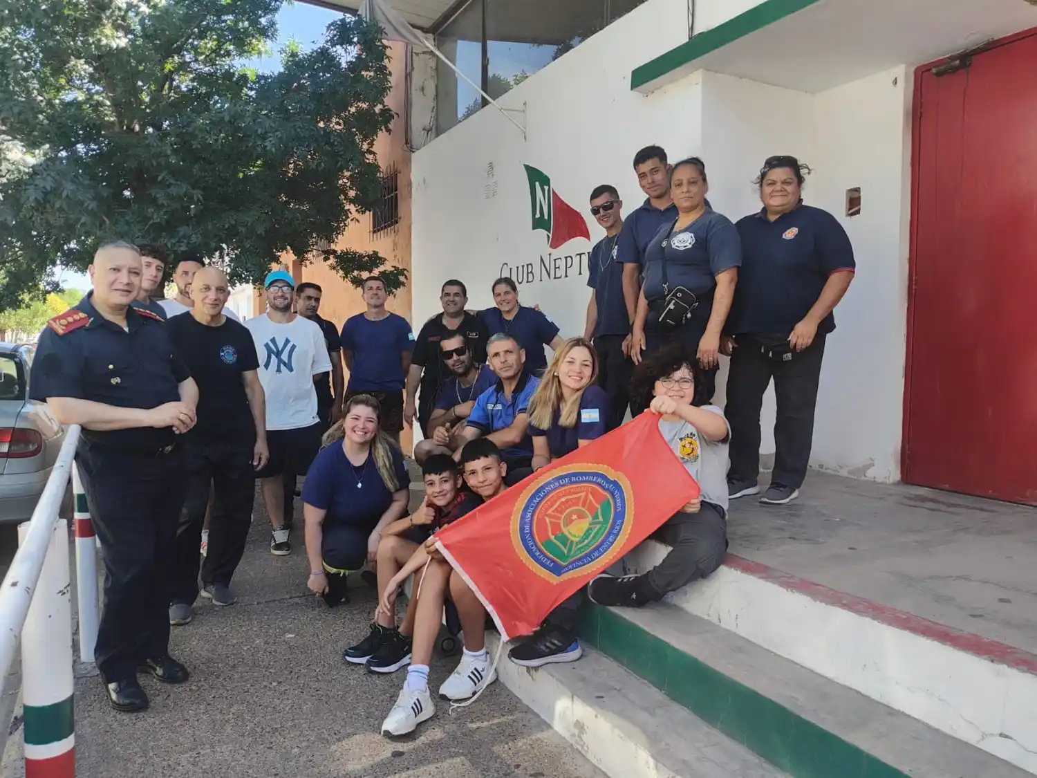 "Los mojarritas" junto a directivos de la federación