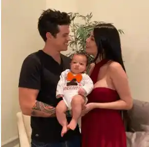 Hendrick Bages con su familia. Foto Instagram