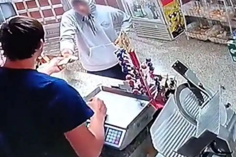 Robó un comercio y, al ser detenido, descubrieron que tenía antecedentes