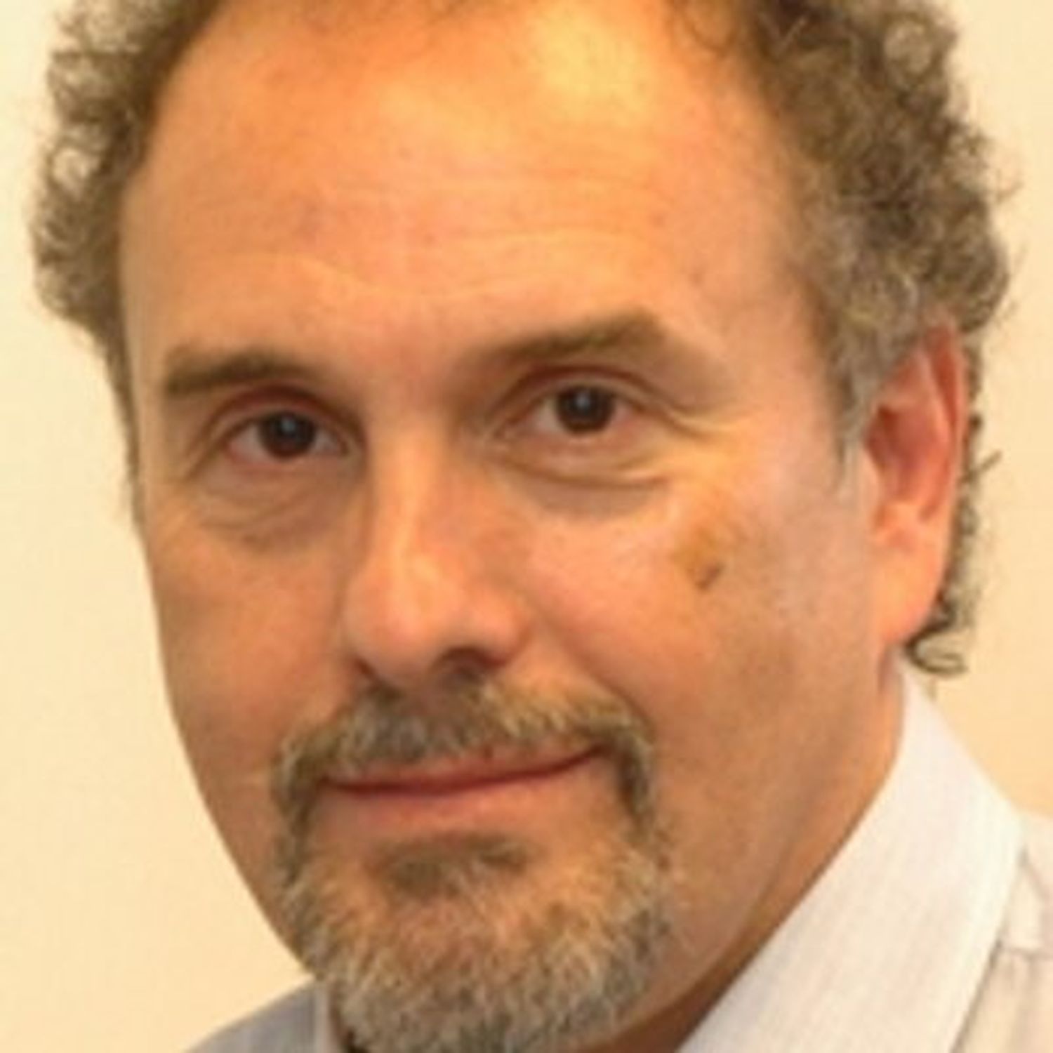 Falleció el periodista Julio Blanck