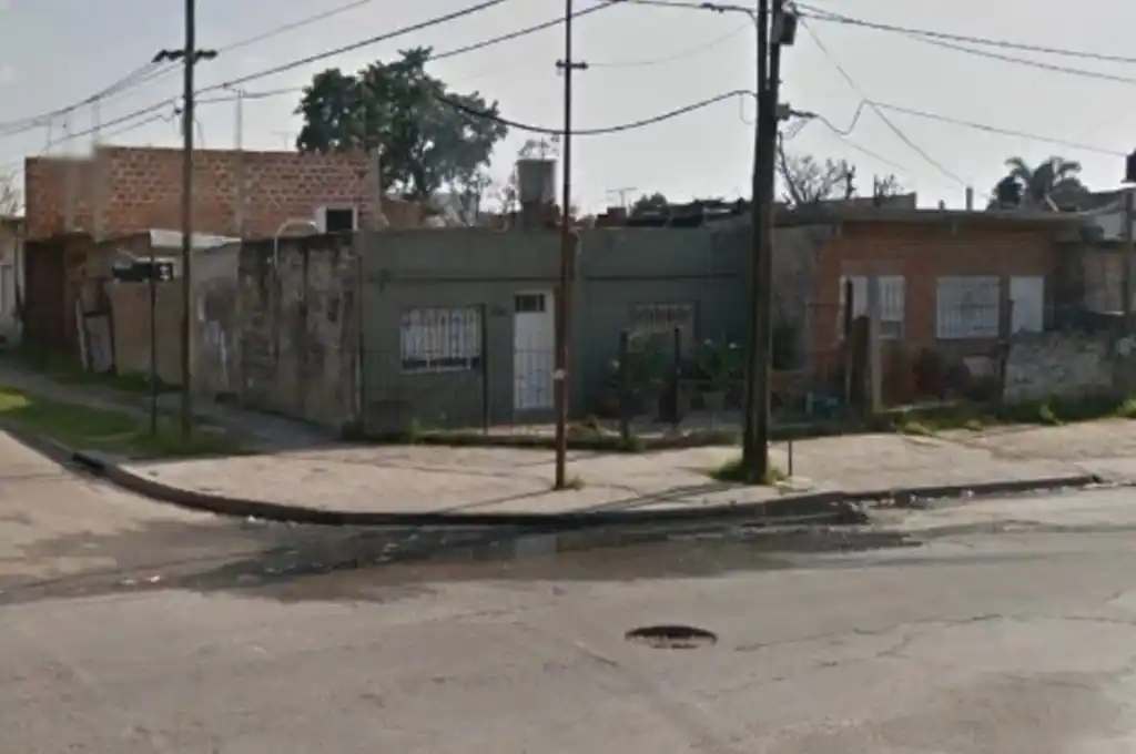 Buenos Aires: iban en una moto robada, chocaron y mataron a una beba de un año